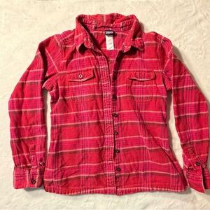 Patagonia Red Plaid Button-Up Shirt size 6